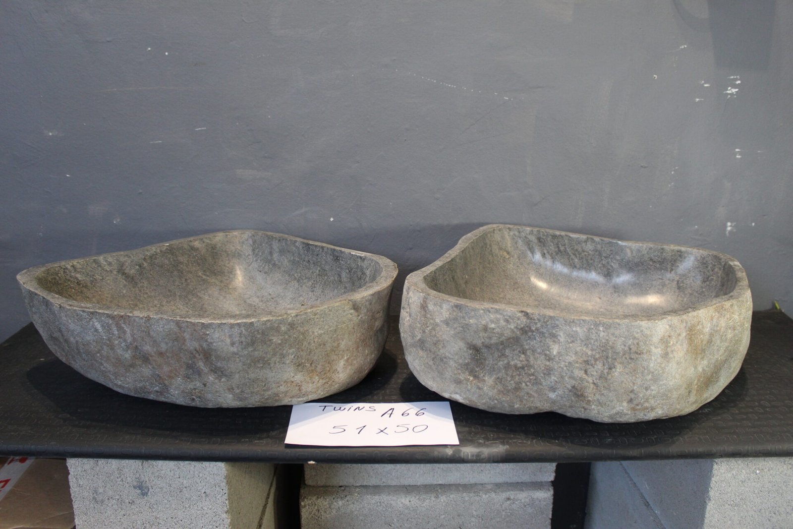 Set De Bachas De Piedra De Río Natural Twins A66