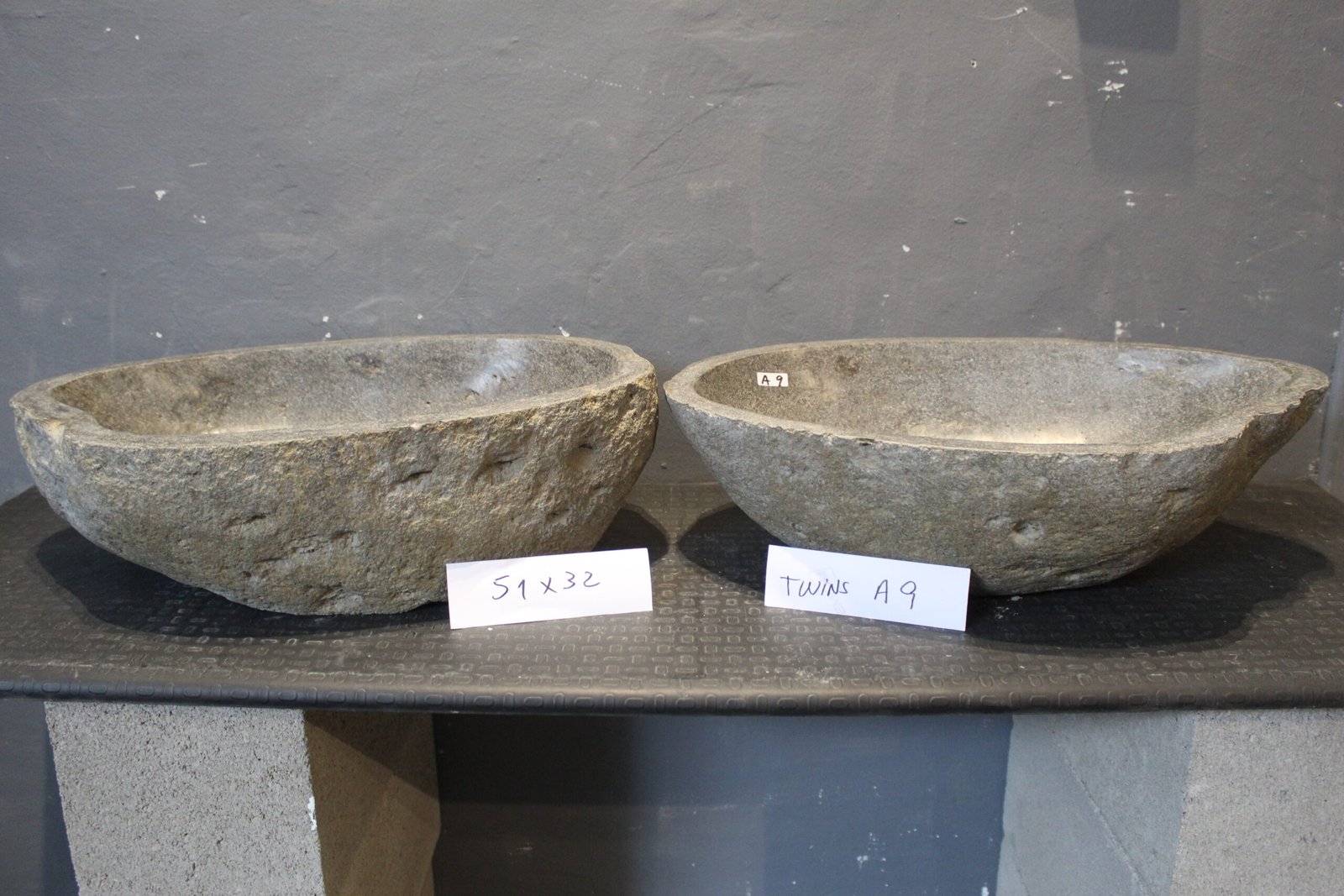 Set De Bachas De Piedra De Río Natural Twins A9