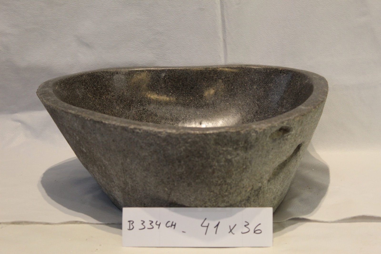 Bacha Piedra de Río de Indonesia 334ch